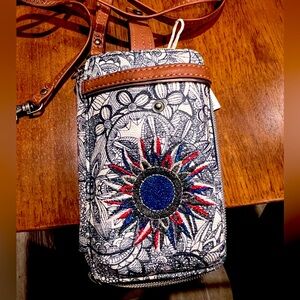 Sakroots cross body cell phone wallet